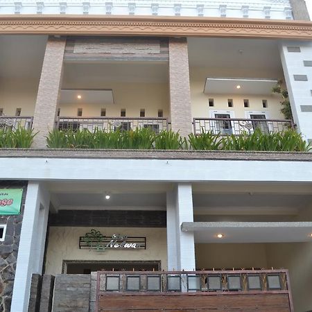 Griya Nelwan Guest House Malang Luaran gambar